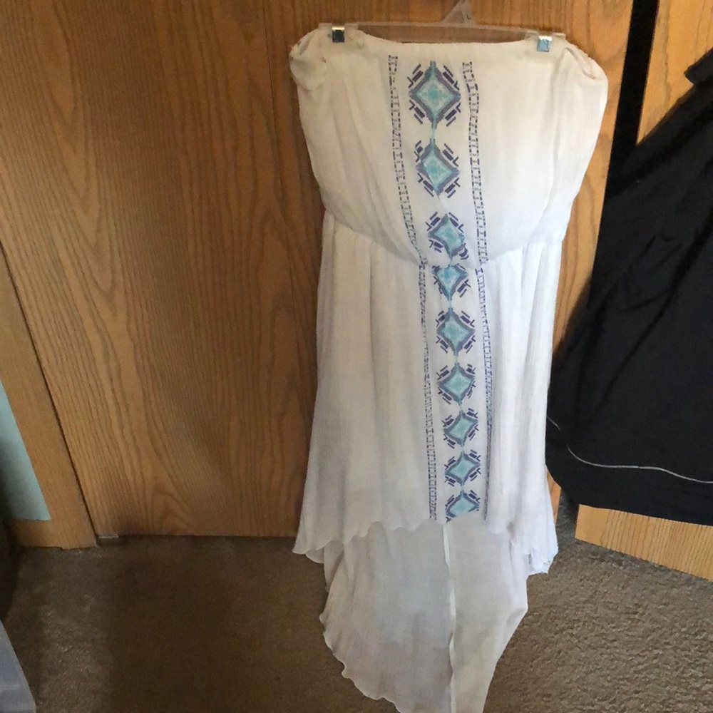 High low dress, only worn about 3 times.